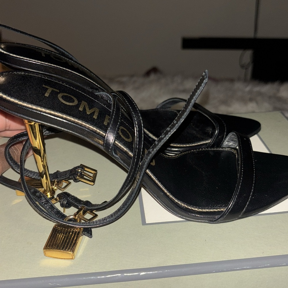 Tom ford padlock heels